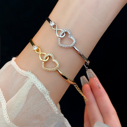 MOTHER & DAUGHTER - Infinity Heart Bracelet