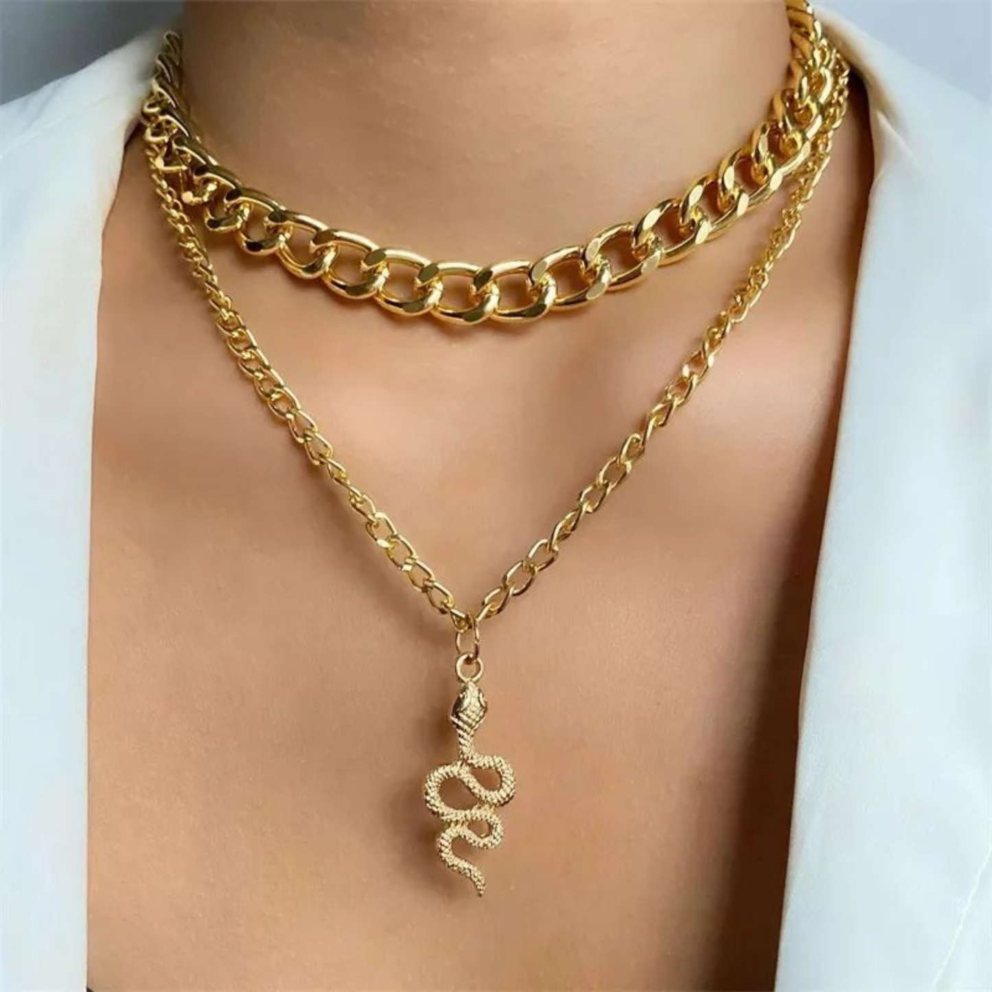 [BOGO] SNAKE PENDANT NECKLACE