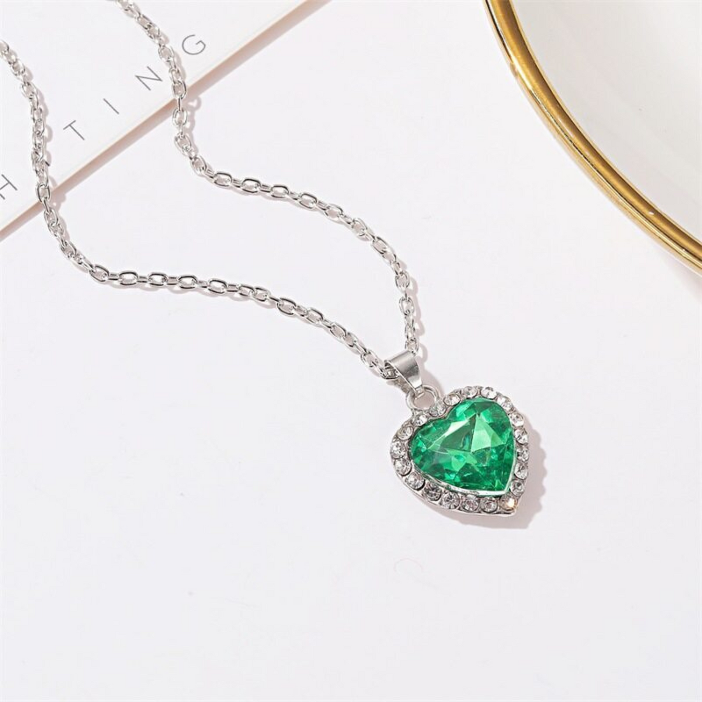 [BOGO FREE] TITANIC HEART OF THE OCEAN NECKLACE