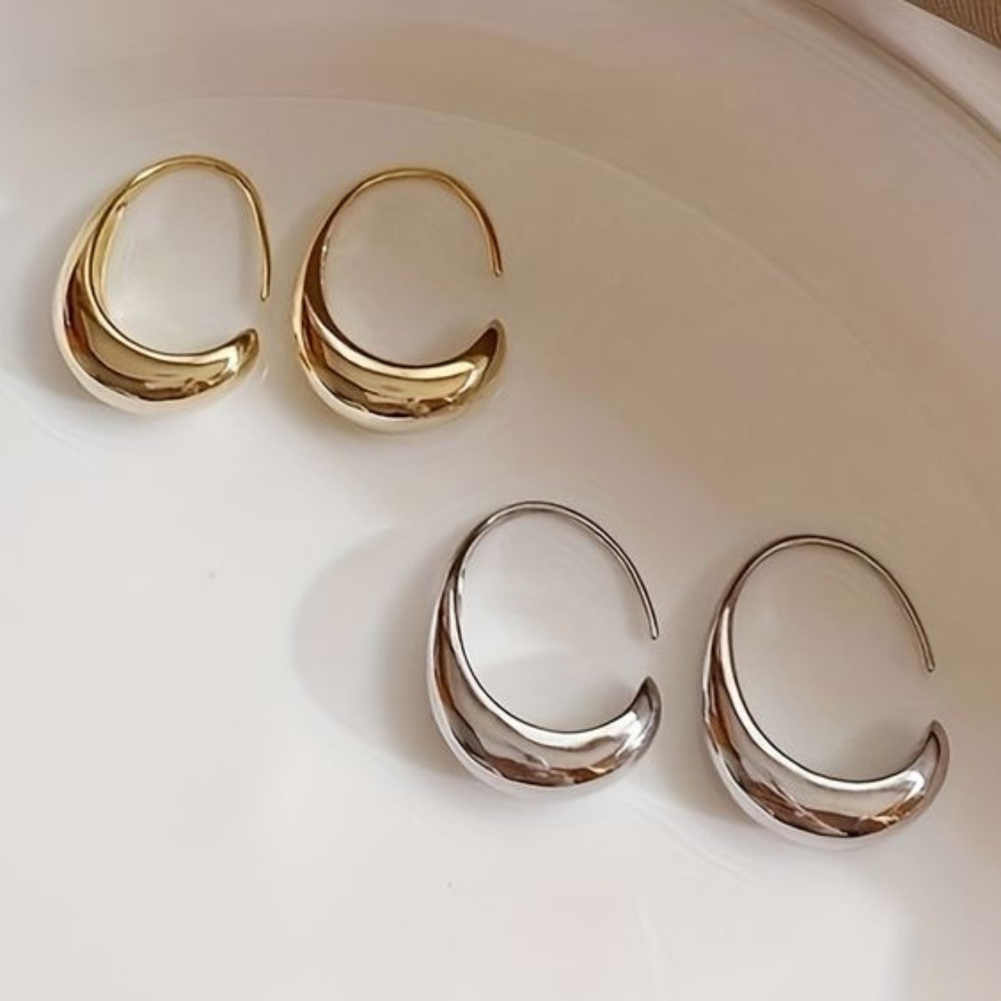 [BOGO FREE] WATER DROP HOOP EARRINGS