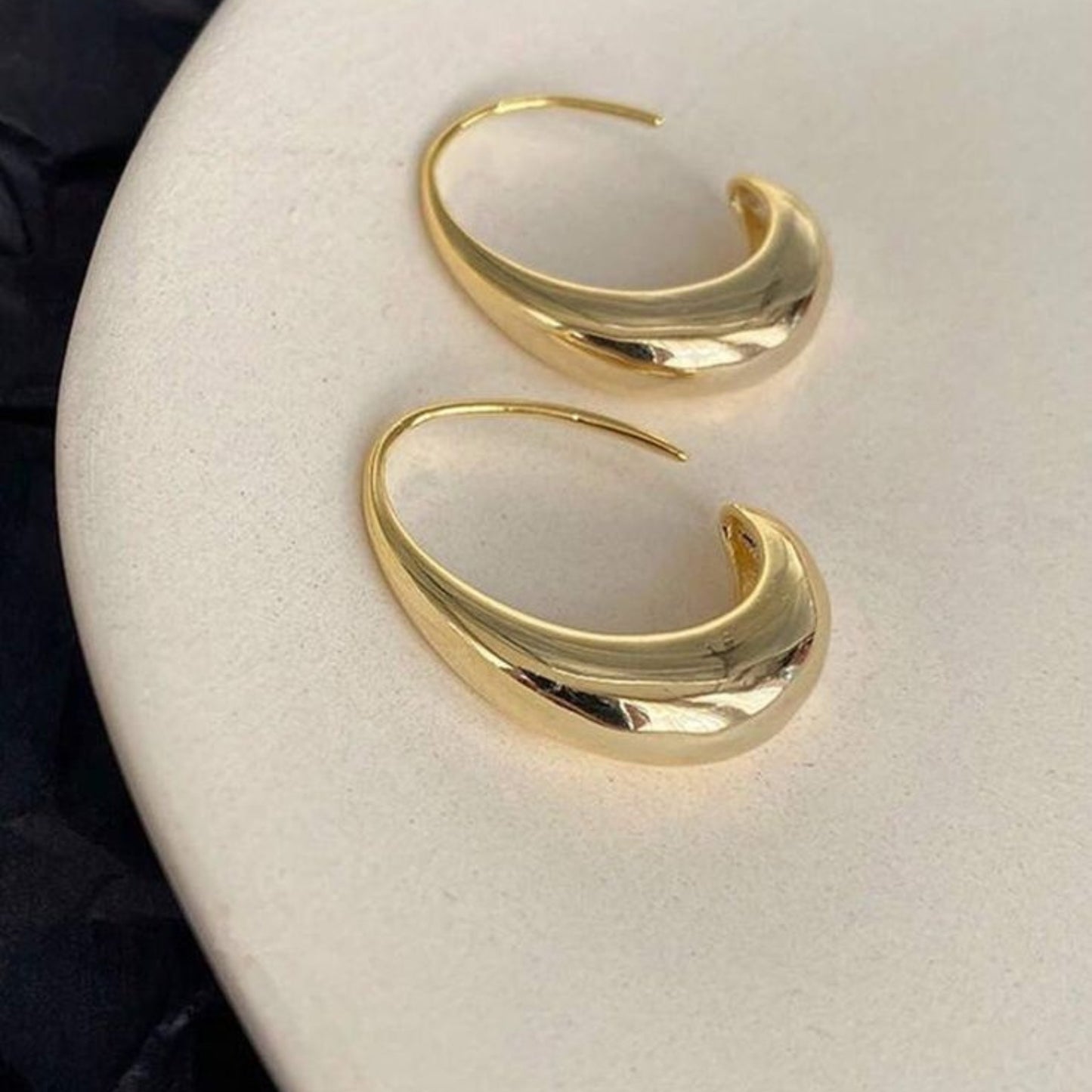 WATER DROP HOOP EARRINGS